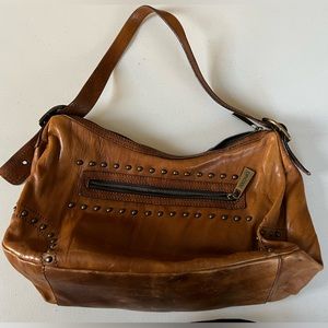 Capaccioli tan leather shoulder bag